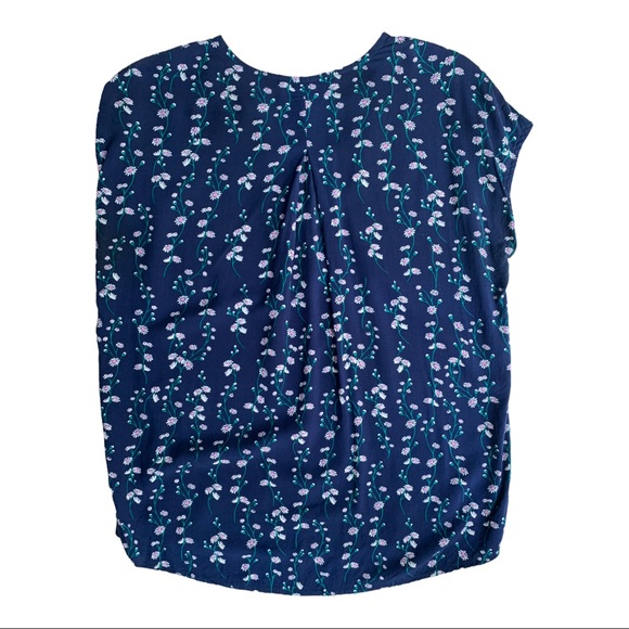 Draper James Navy Floral Print Top Size 2 - Picture 2 of 4